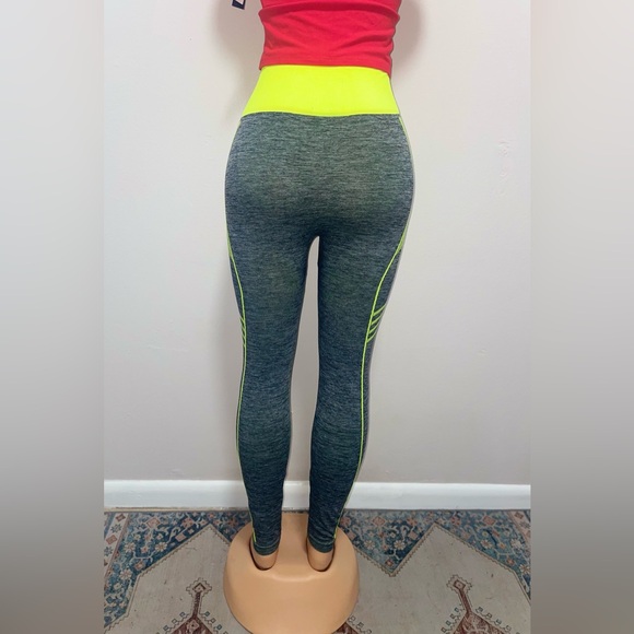 89) MIX LEGGING ACTIVEWEAR ONE SIZE SPANDEX  EXCELLENT CONDITIONS - Picture 6 of 7